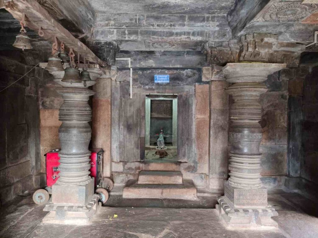 Stone pillared hall leading to the sanctum of Banavasi temple, Karnataka, India Photo caption or description (for the tour listing page)